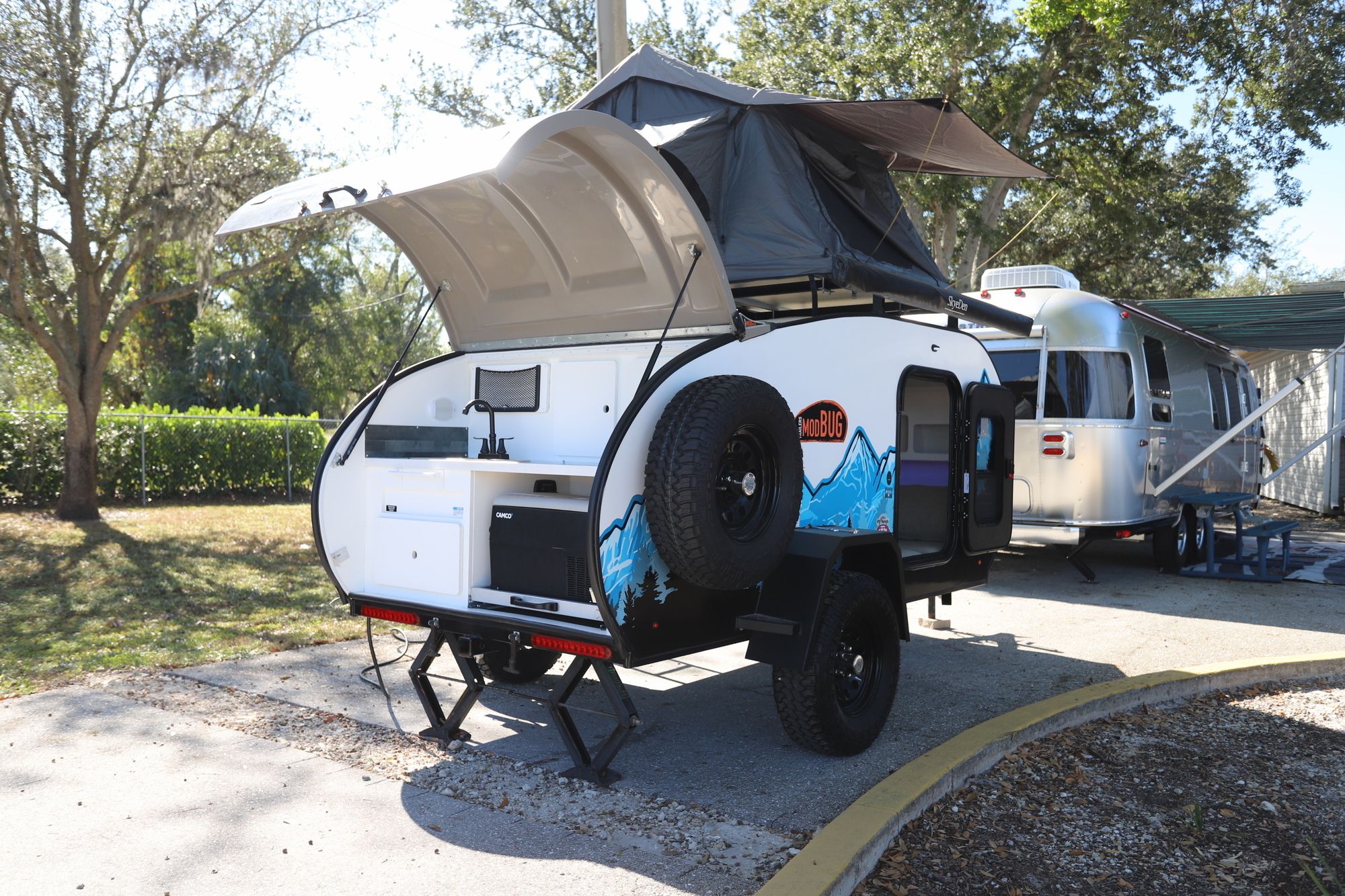 Used 2024 Modern Buggy Little Buggy 12LRK Travel Trailer  For Sale