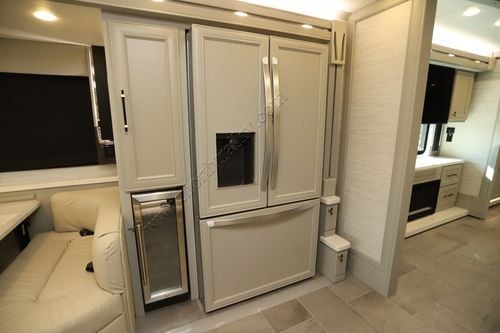 2026 Tiffin Motor Homes Allegro Bus 45OPP