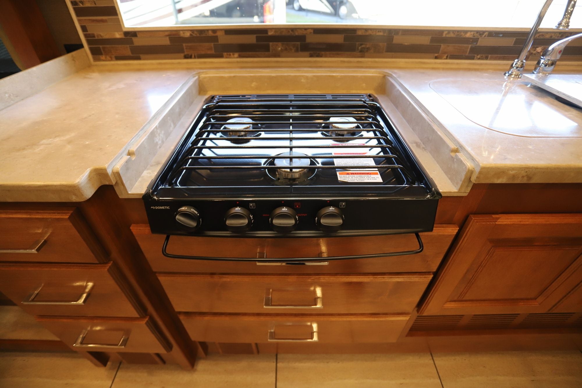 Used 2019 Tiffin Motor Homes Breeze 31BR Class A  For Sale