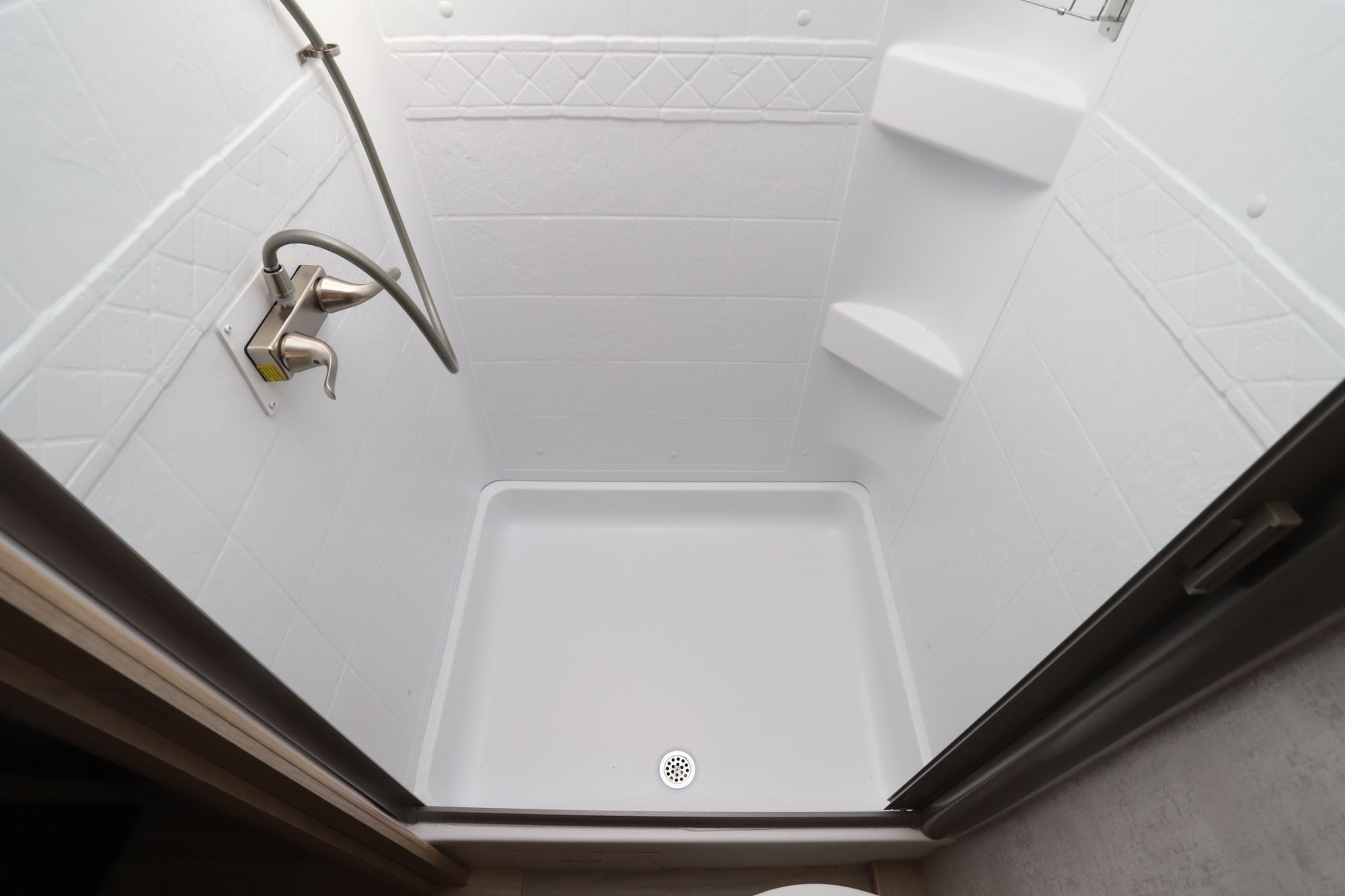 Used 2024 Winnebago Micro Mini Flx 2108TB Travel Trailer  For Sale