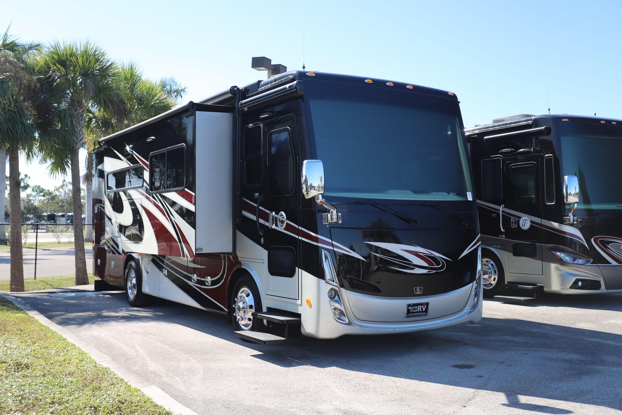 Used 2019 Tiffin Motor Homes Breeze 31BR Class A  For Sale