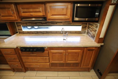 2019 Tiffin Motor Homes Breeze 31BR