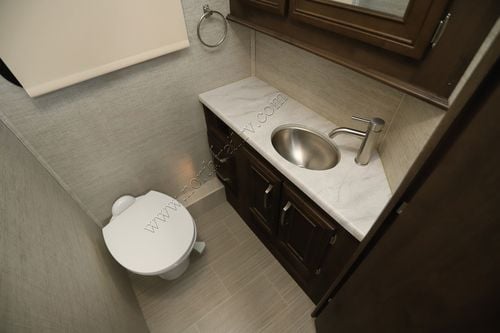 2022 Entegra Esteem 29V