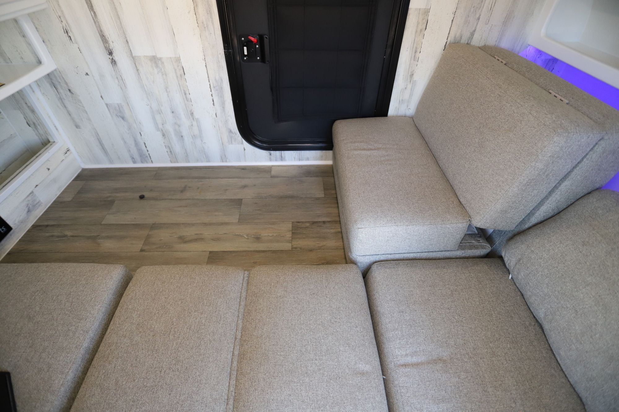 Used 2024 Modern Buggy Little Buggy 12LRK Travel Trailer  For Sale