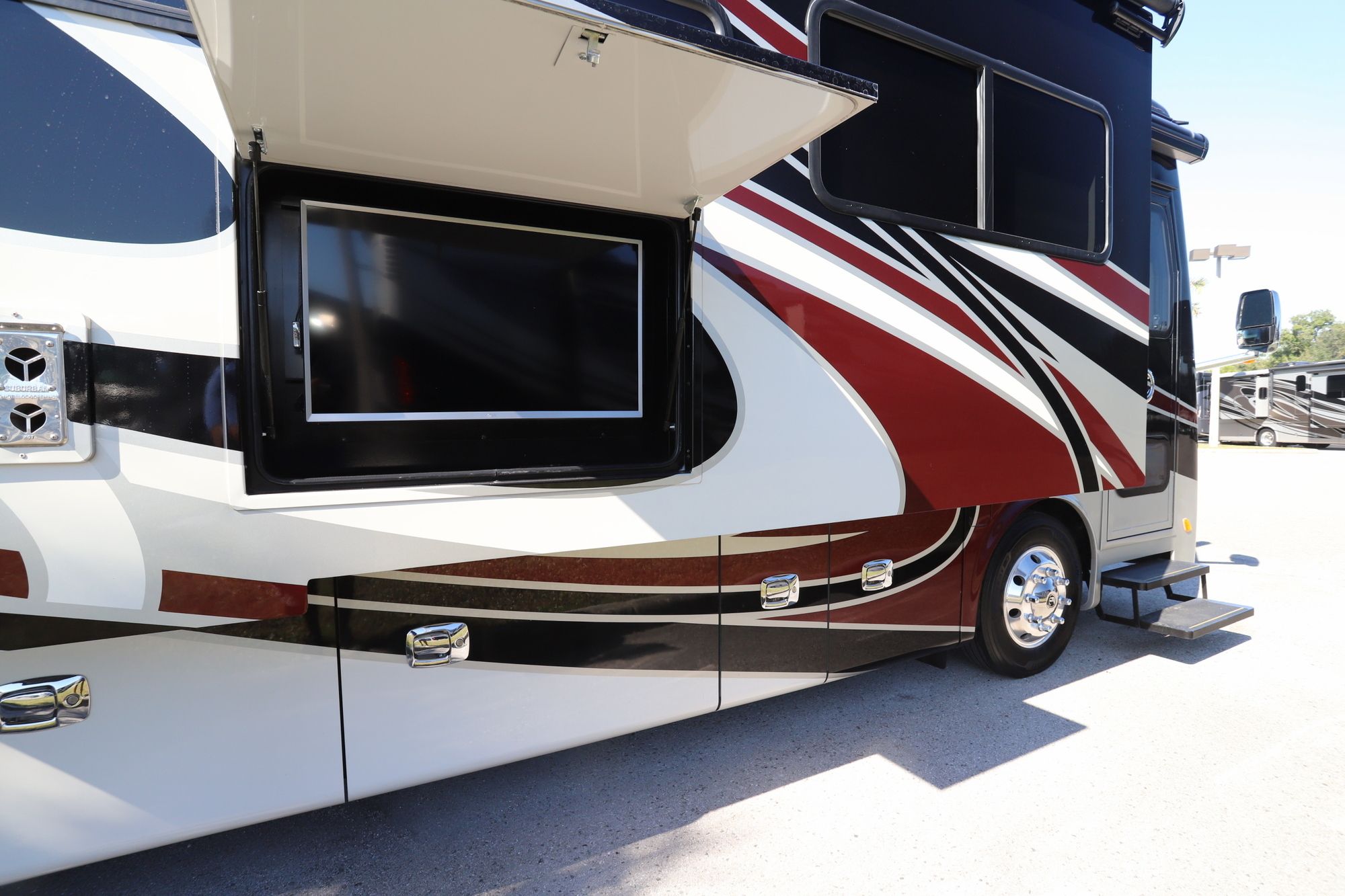 Used 2019 Tiffin Motor Homes Breeze 31BR Class A  For Sale