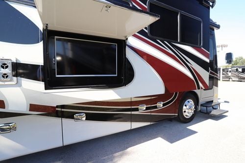 2019 Tiffin Motor Homes Breeze 31BR