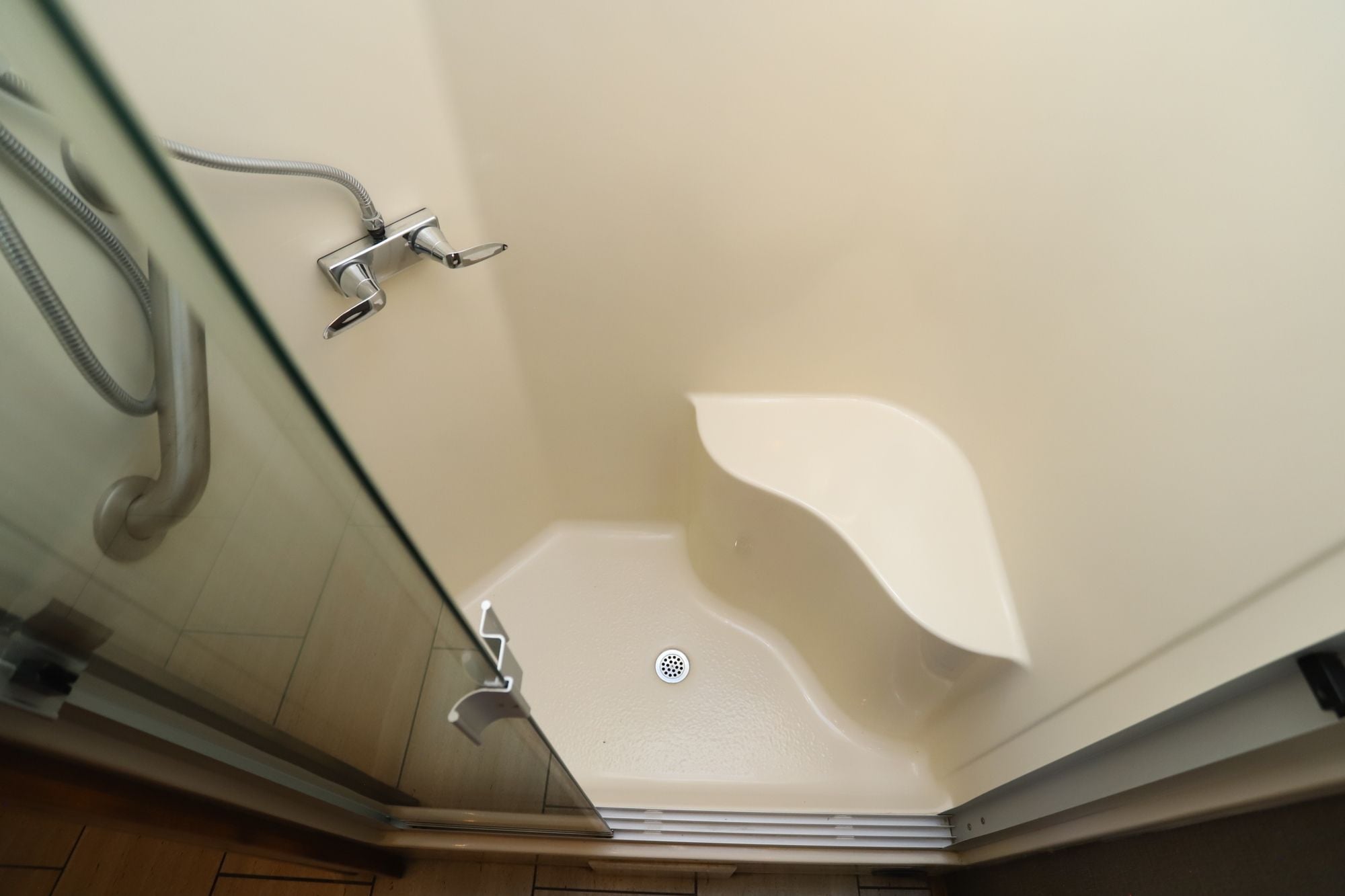 Used 2019 Tiffin Motor Homes Breeze 31BR Class A  For Sale