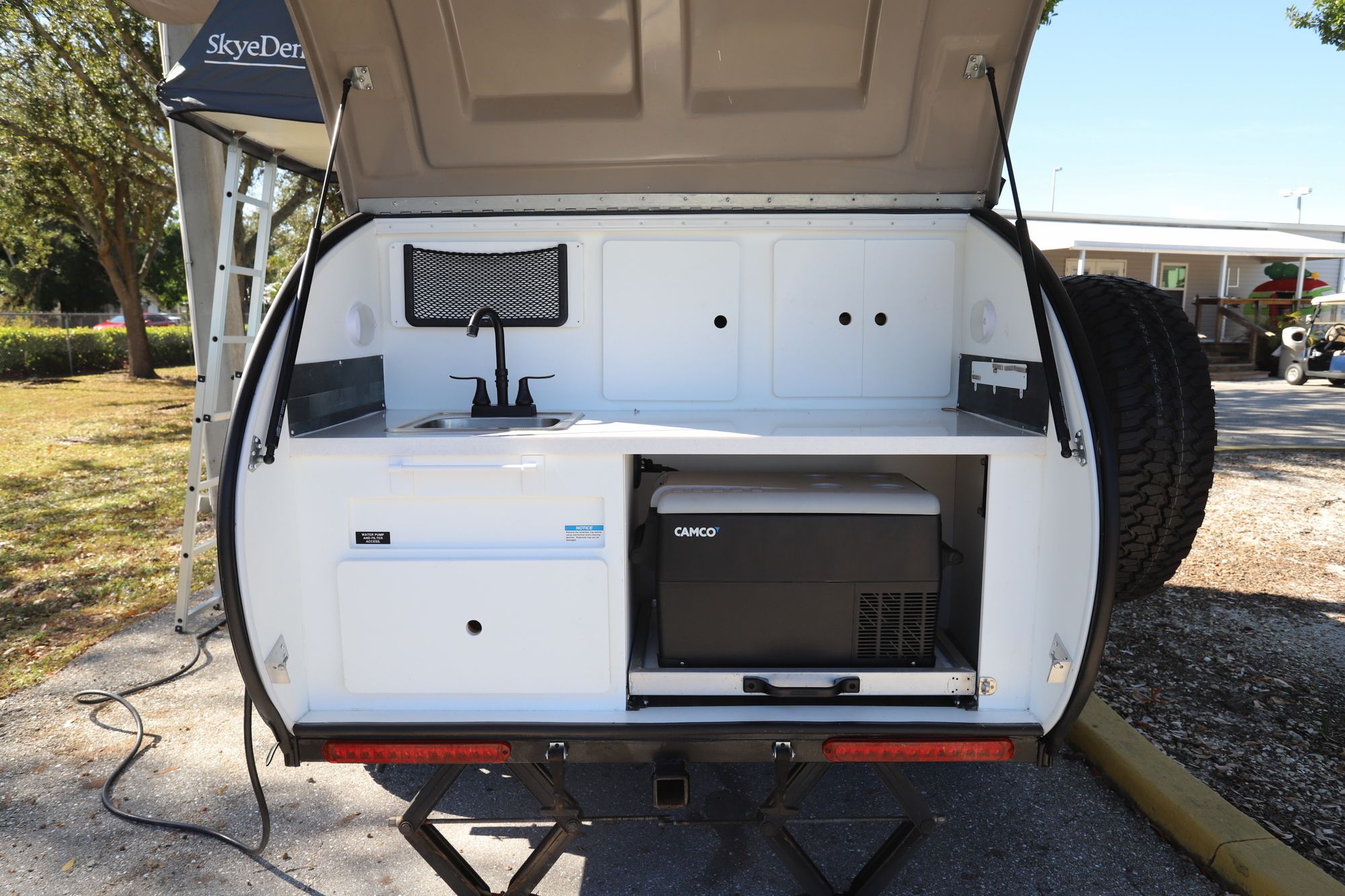 Used 2024 Modern Buggy Little Buggy 12LRK Travel Trailer  For Sale