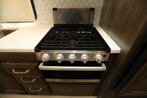 2022 Entegra Esteem 29V