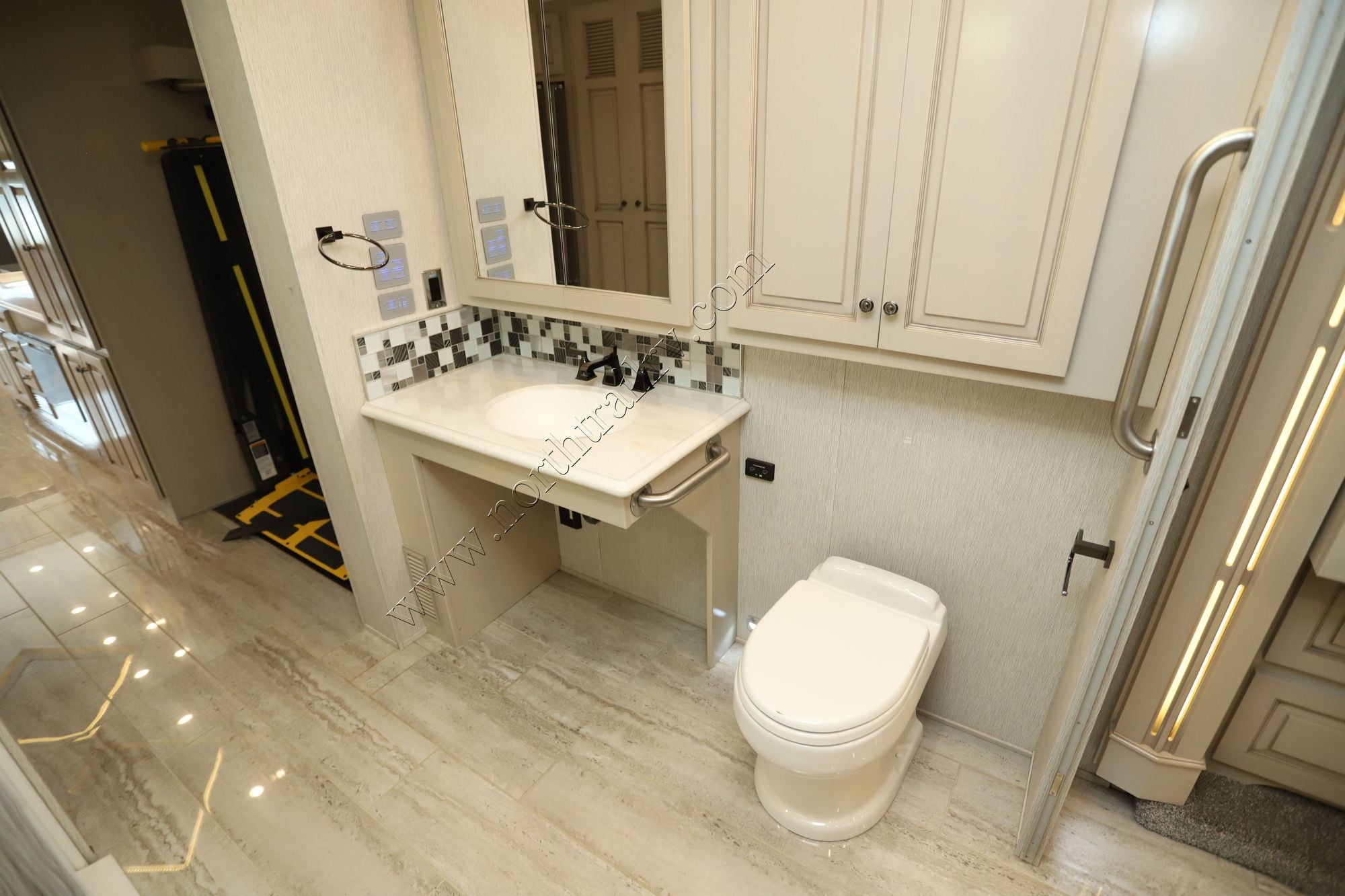 Used 2022 Newmar Dutch Star 4311 Class A  For Sale