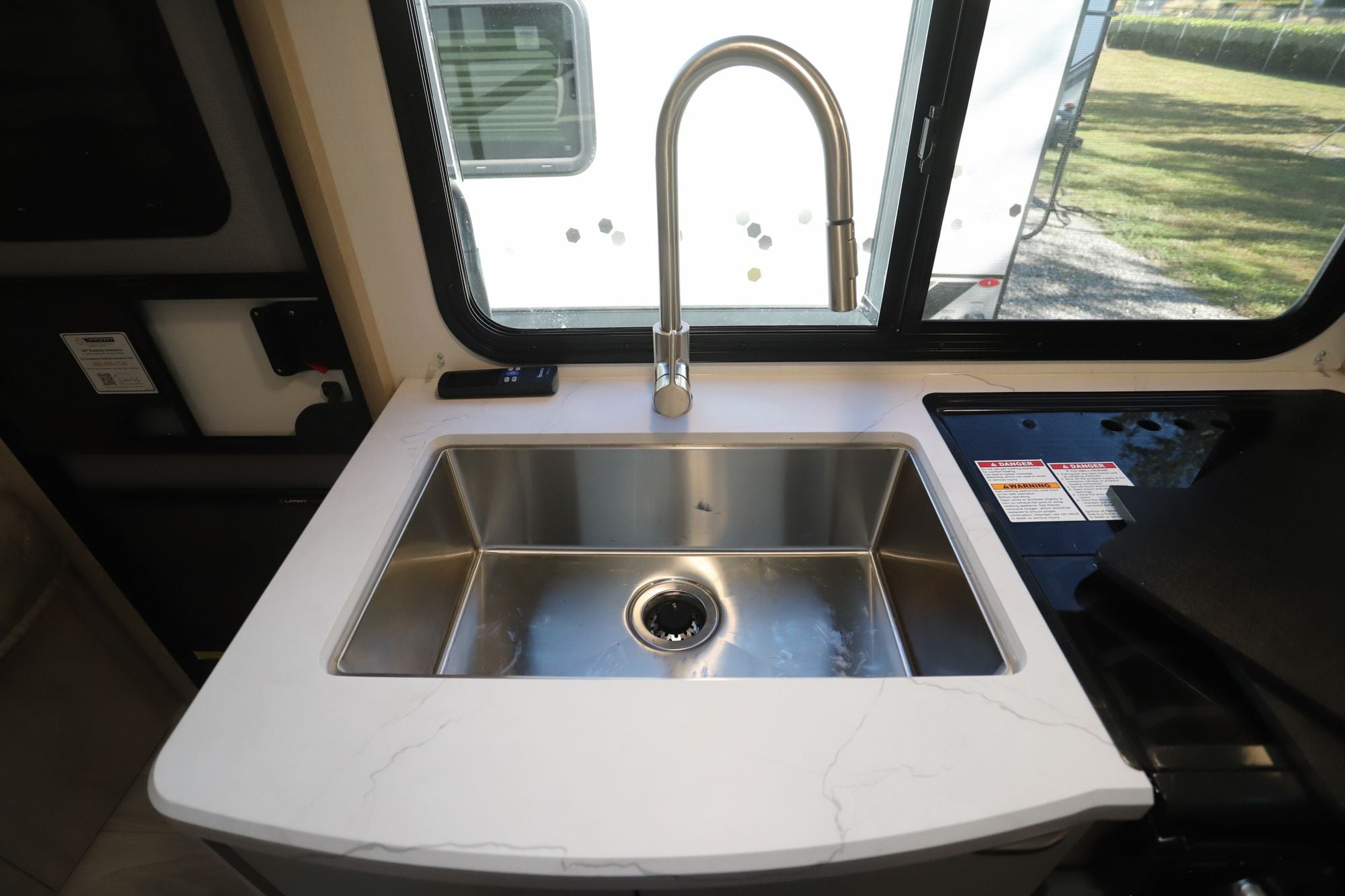 Used 2024 Winnebago Micro Mini Flx 2108TB Travel Trailer  For Sale