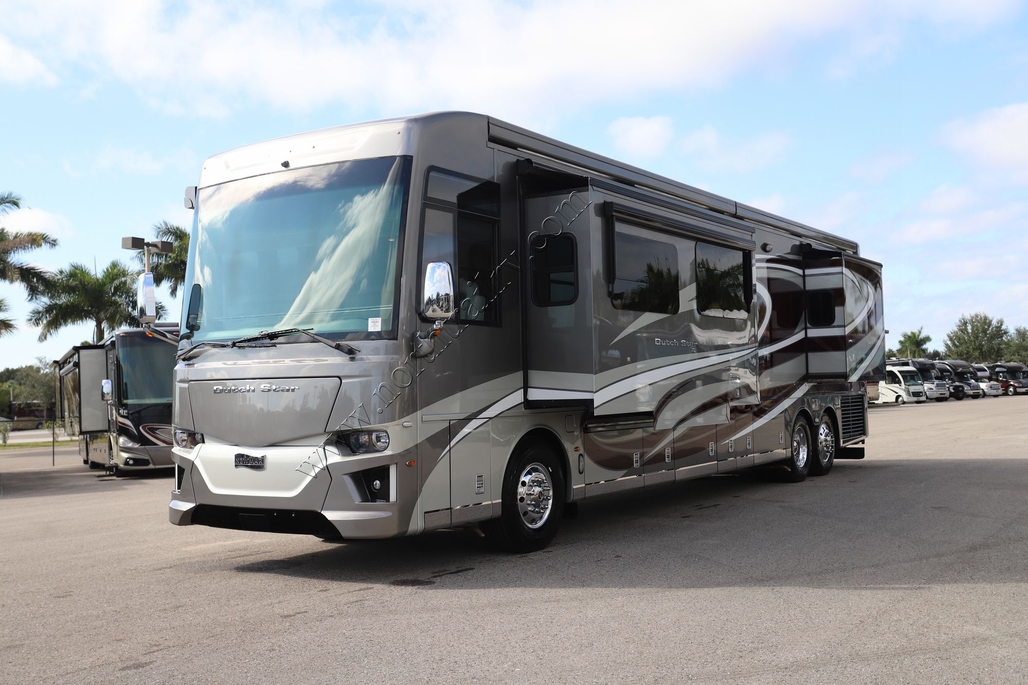 Used 2022 Newmar Dutch Star 4311 Class A  For Sale