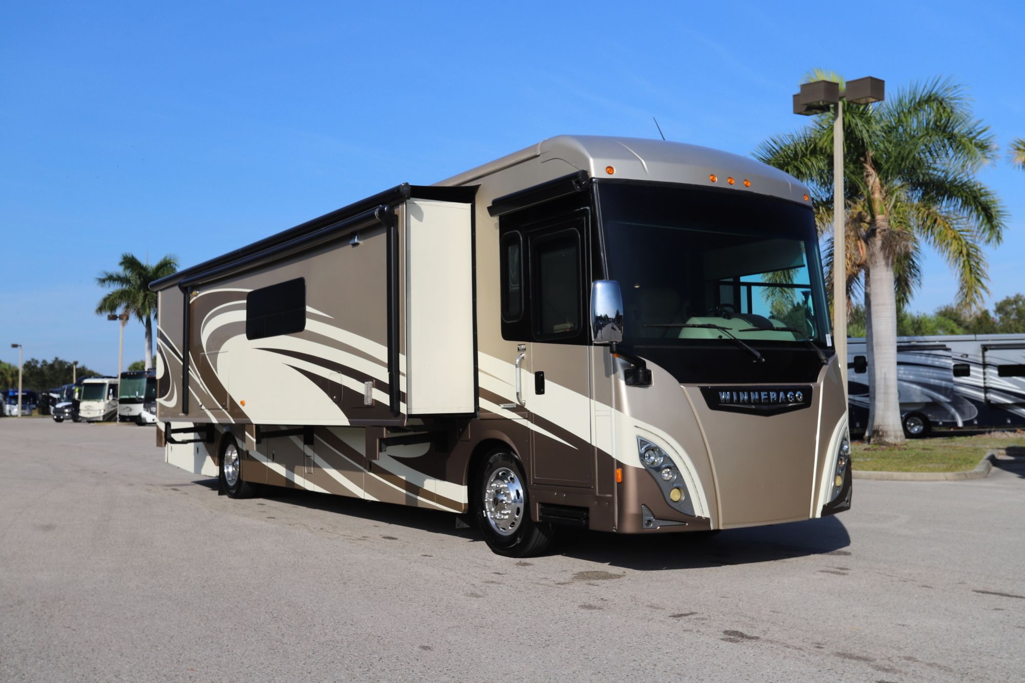 Used 2016 Winnebago Journey 40R Class A  For Sale
