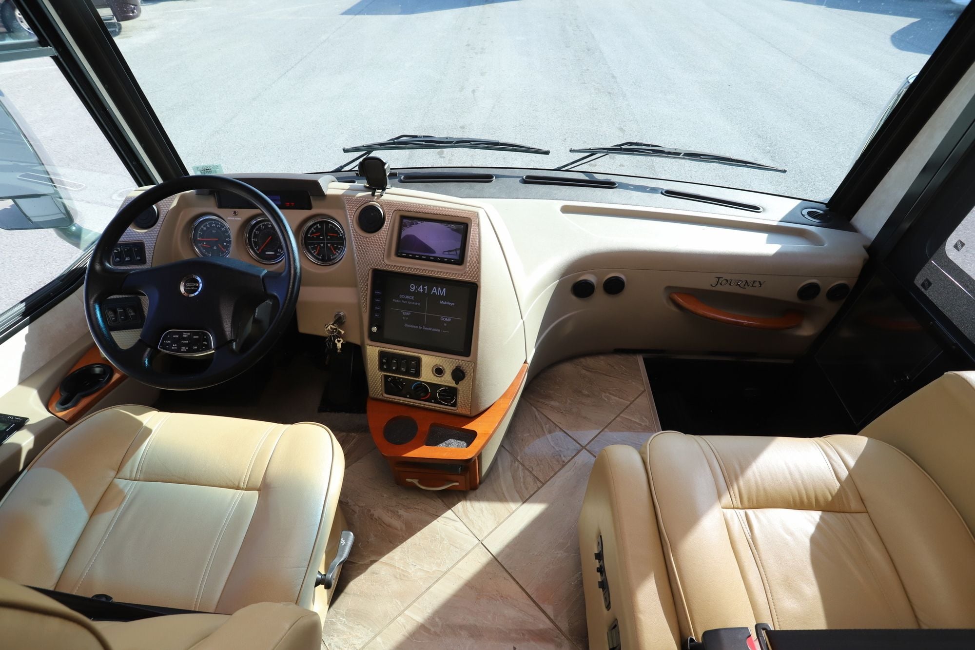 Used 2016 Winnebago Journey 40R Class A  For Sale