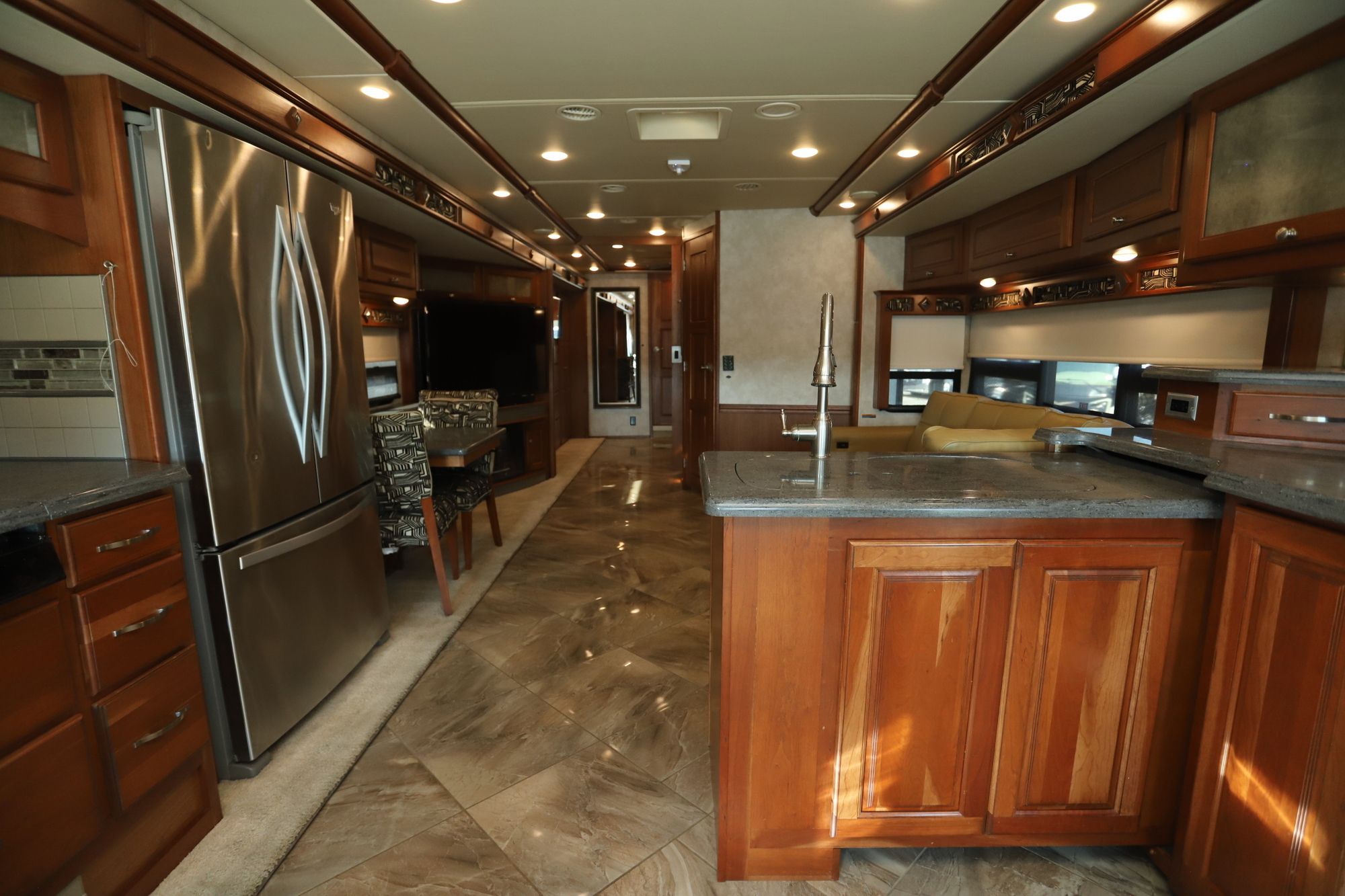 Used 2016 Winnebago Journey 40R Class A  For Sale