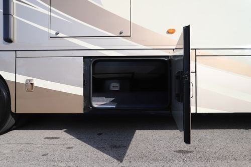 2016 Winnebago Journey 40R