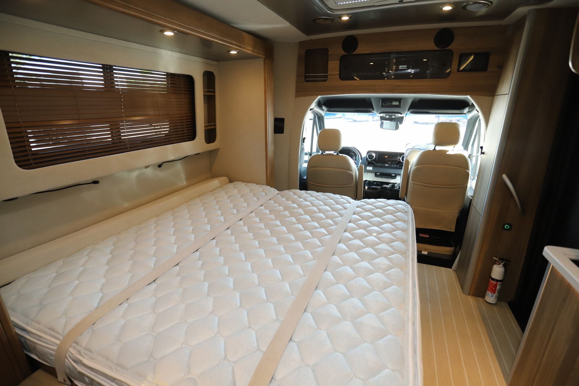 2024 Airstream Atlas Tommy Bahama E1 Class C Used  For Sale