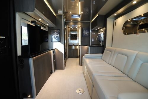 2025 Airstream Atlas MURPHY SUITE