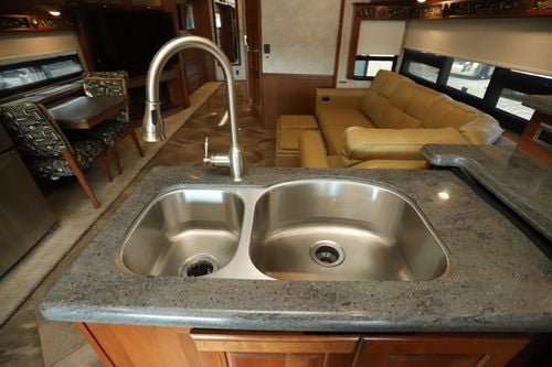 2016 Winnebago Journey 40R