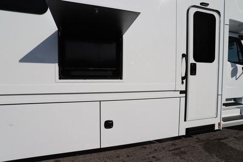 2026 Renegade Rv Valencia 39BB