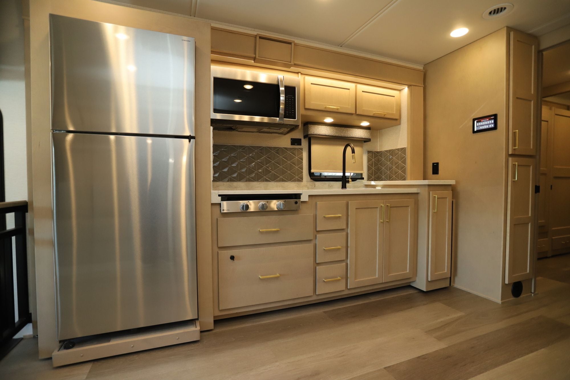 New 2026 Renegade Rv Valencia 39BB Super C  For Sale