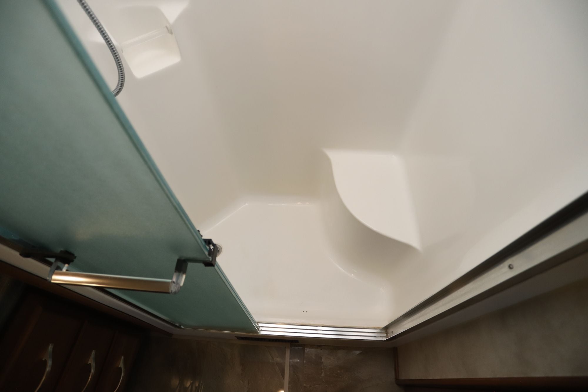 Used 2016 Winnebago Journey 40R Class A  For Sale