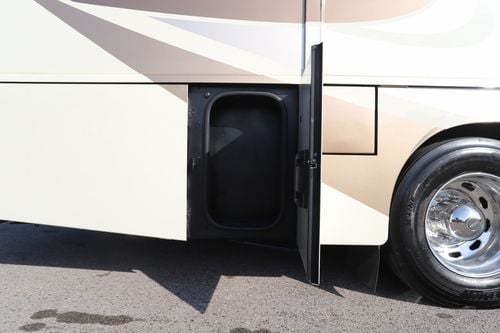 2016 Winnebago Journey 40R