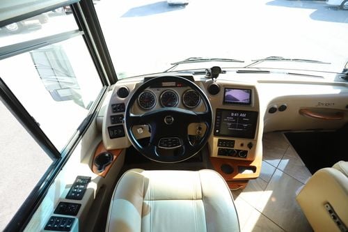 2016 Winnebago Journey 40R