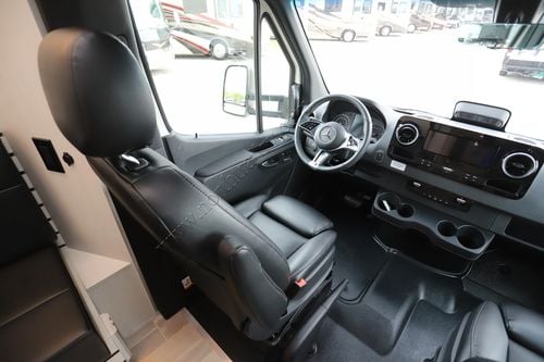 2026 Pleasure-Way Plateau XLTW