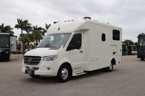 2026 Pleasure-Way Plateau XLTW