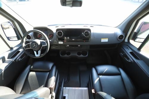 2025 Pleasure-Way Plateau TW