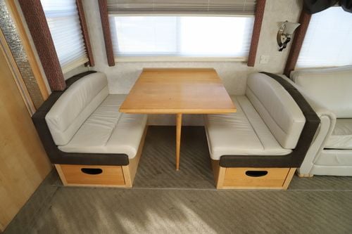 2005 Fleetwood Excursion 39S