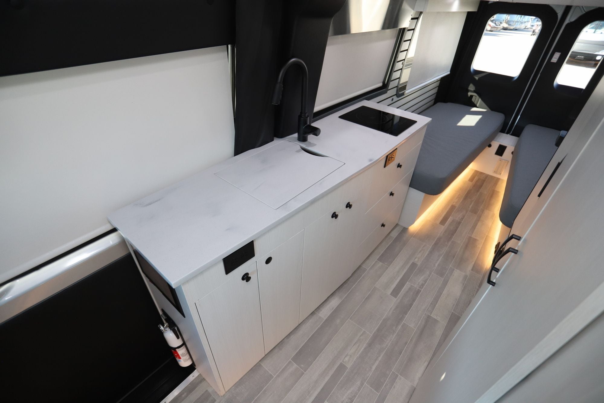 Used 2025 Pleasure-Way Plateau TW Class B  For Sale