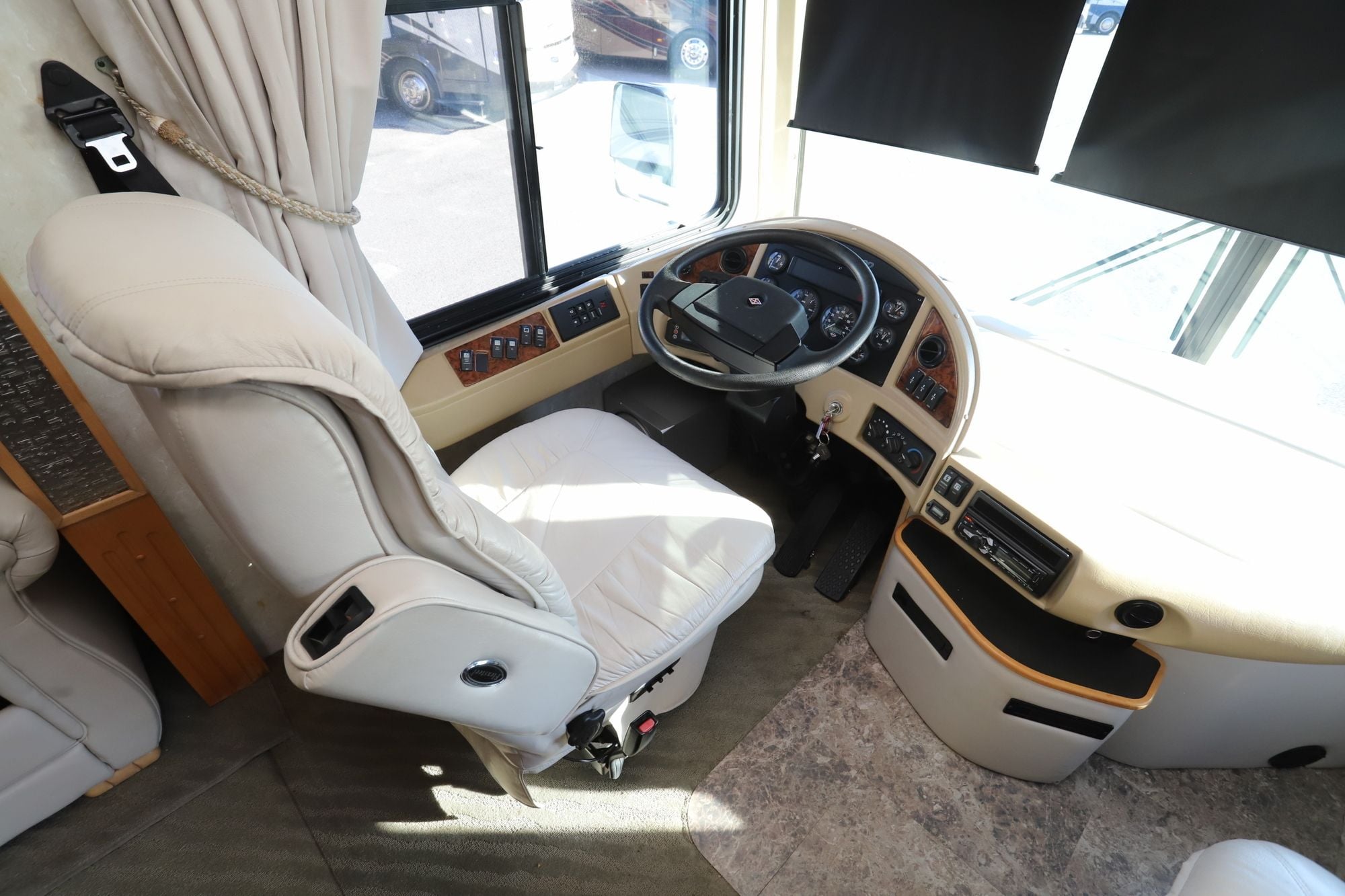 Used 2005 Fleetwood Excursion 39S Class A  For Sale