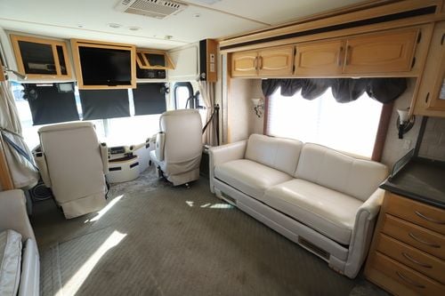 2005 Fleetwood Excursion 39S