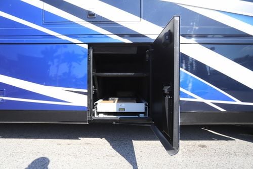 2025 Newmar London Aire 4595