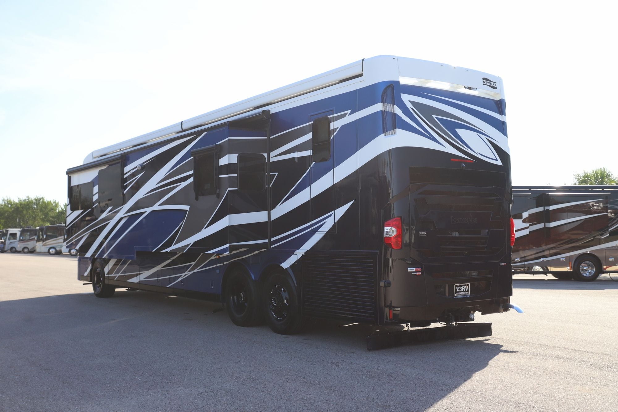 Used 2025 Newmar London Aire 4595 Class A  For Sale