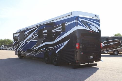 2025 Newmar London Aire 4595