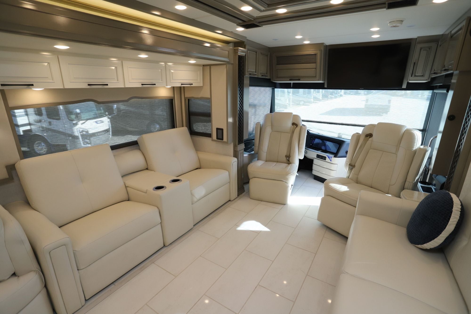 Used 2025 Newmar London Aire 4595 Class A  For Sale