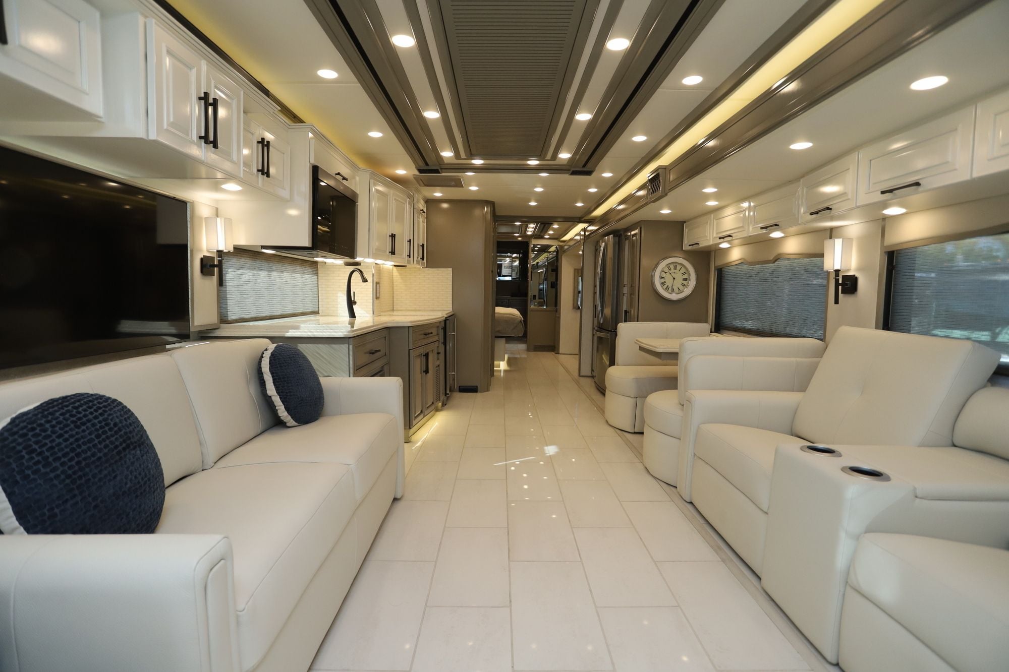 Used 2025 Newmar London Aire 4595 Class A  For Sale