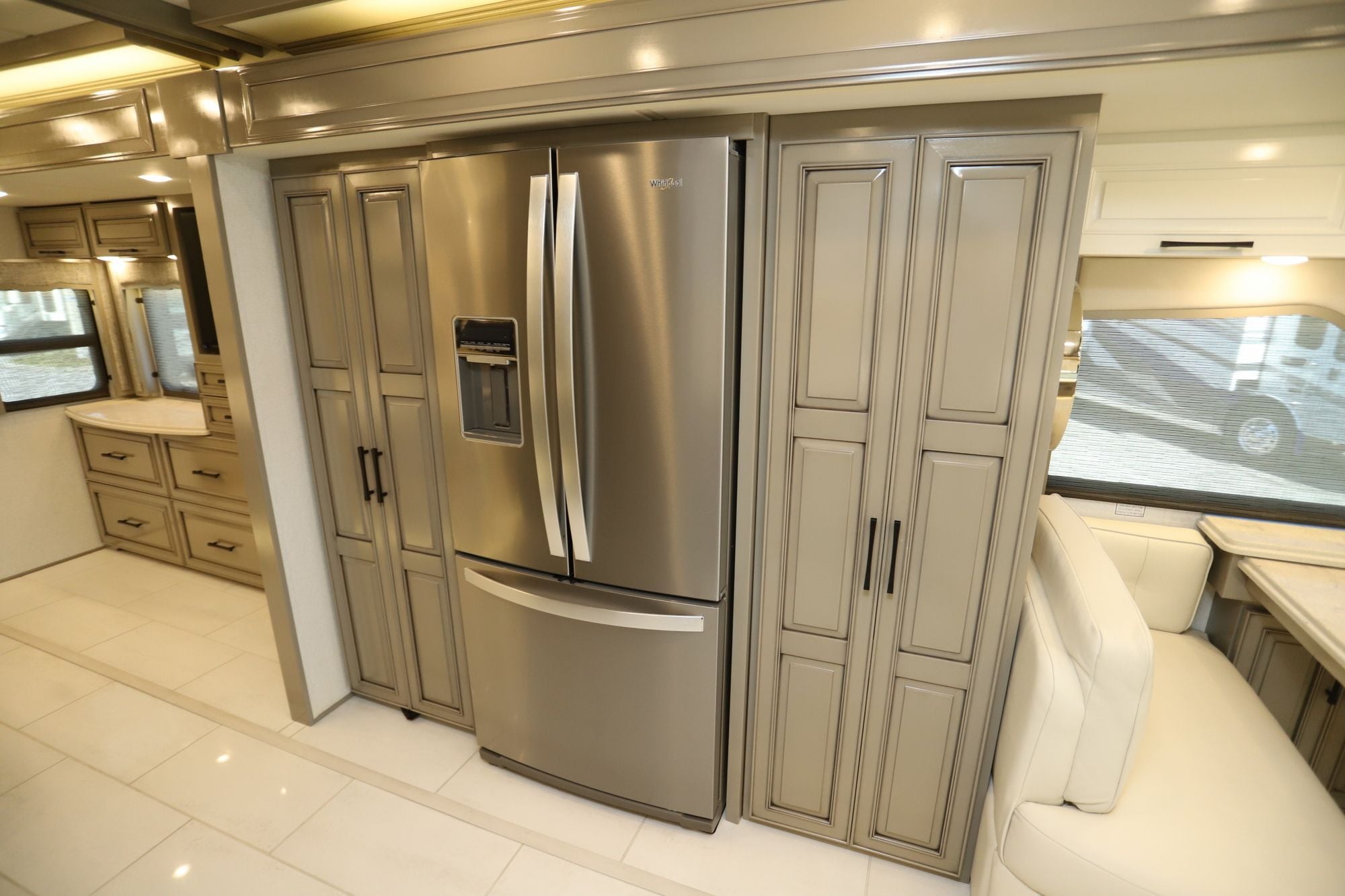 Used 2025 Newmar London Aire 4595 Class A  For Sale