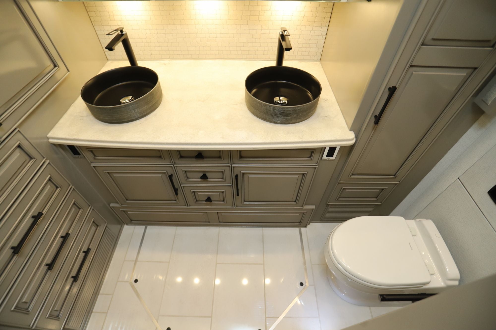 Used 2025 Newmar London Aire 4595 Class A  For Sale