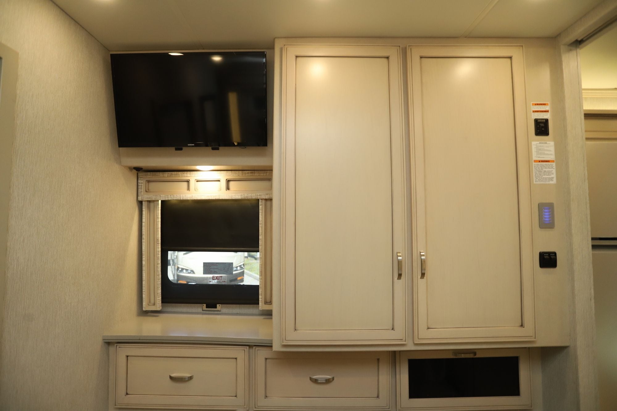 Used 2021 Newmar Canyon Star 3927 Class A  For Sale