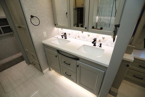 2025 Tiffin Motor Homes Allegro Bus 45FP