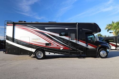 2022 Nexus Triumph 32TSC