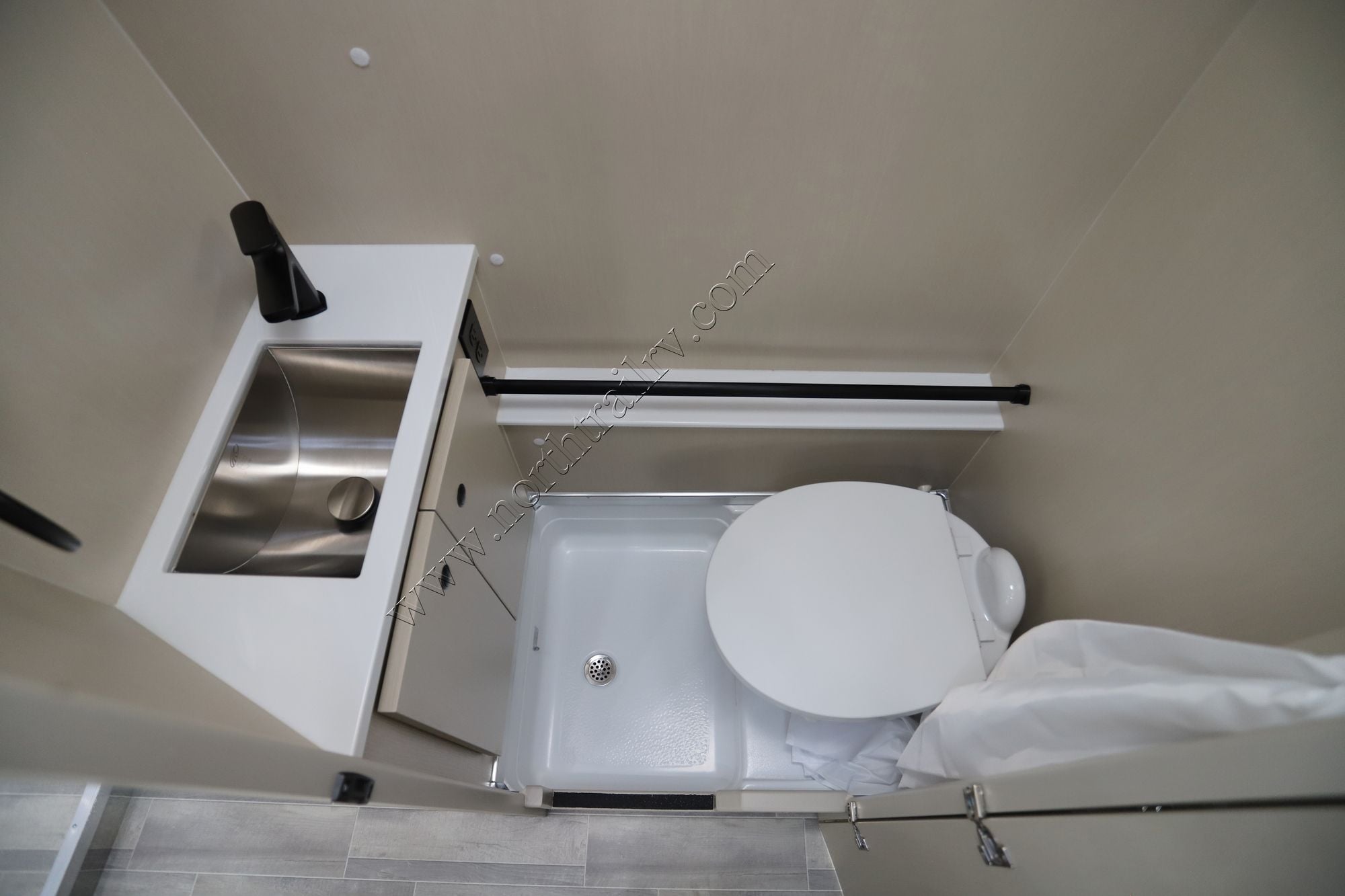 New 2026 Pleasure-Way Lexor Ts TS Class B  For Sale