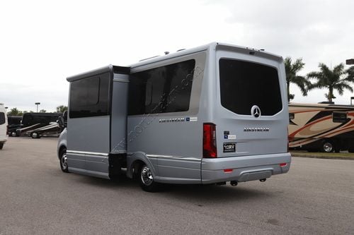 2026 Airstream Atlas AP Tommy Bahama