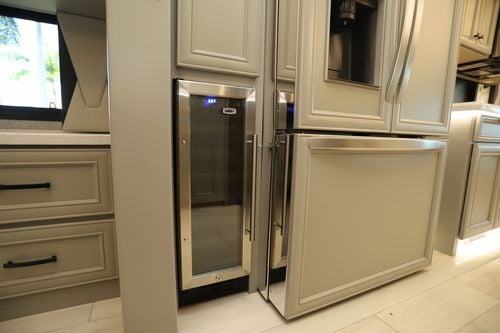 2025 Tiffin Motor Homes Allegro Bus 45FP