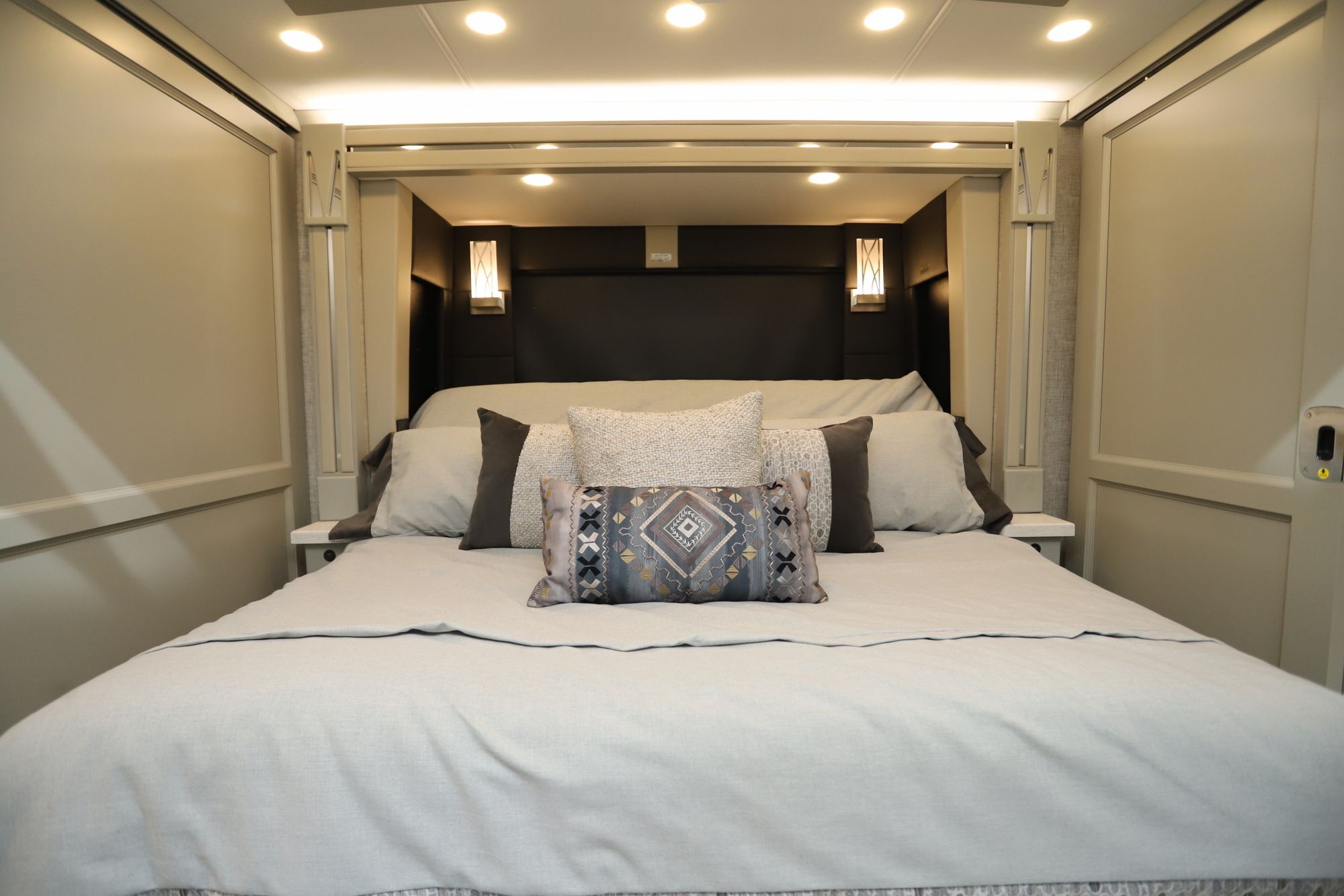 Used 2025 Tiffin Motor Homes Allegro Bus 45FP Class A  For Sale