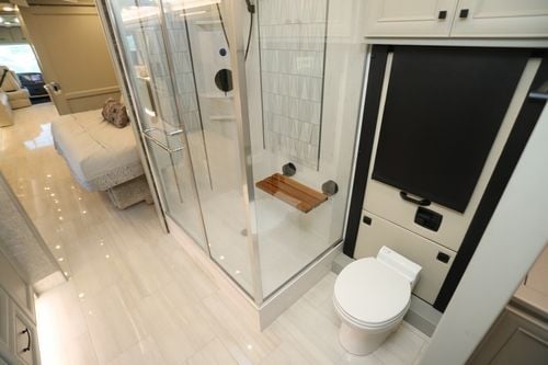 2025 Tiffin Motor Homes Allegro Bus 45FP